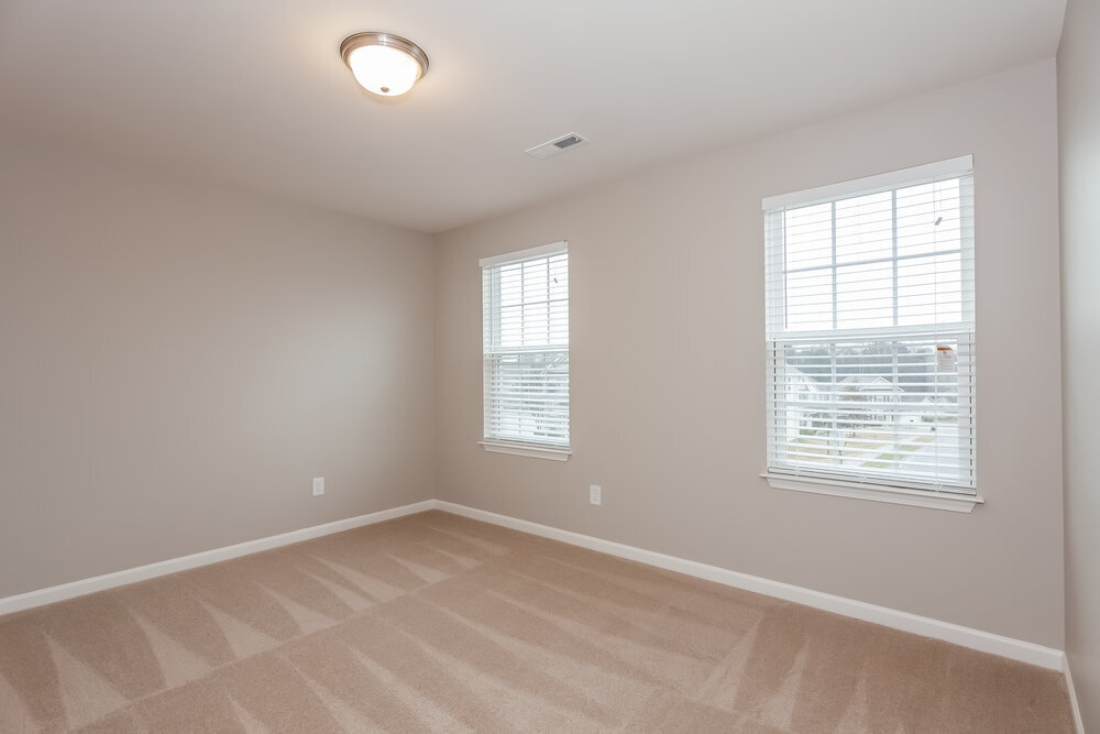 Building Photo - 9009 Sharpes Cir