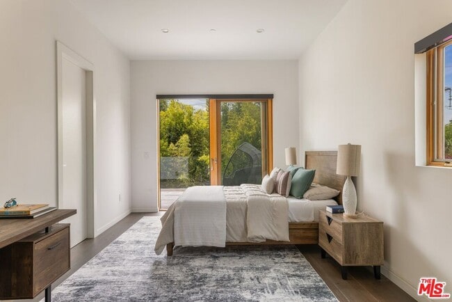 Building Photo - 12443 Sunset Blvd