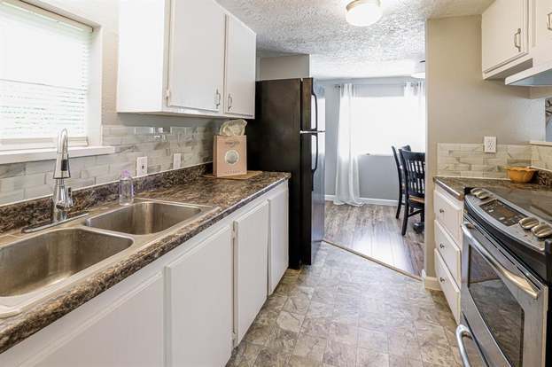 Building Photo - 27327 Peach Creek Dr