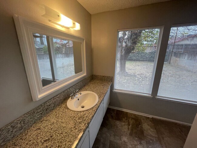 Building Photo - 43841 Nathan Dr