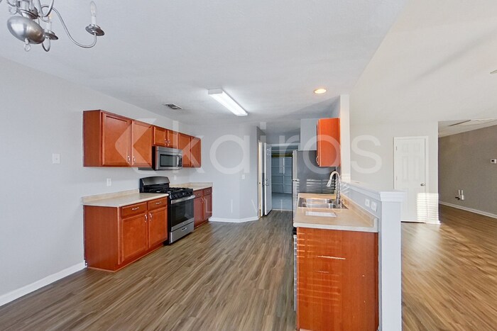 Building Photo - 261 Alexander Pointe Dr