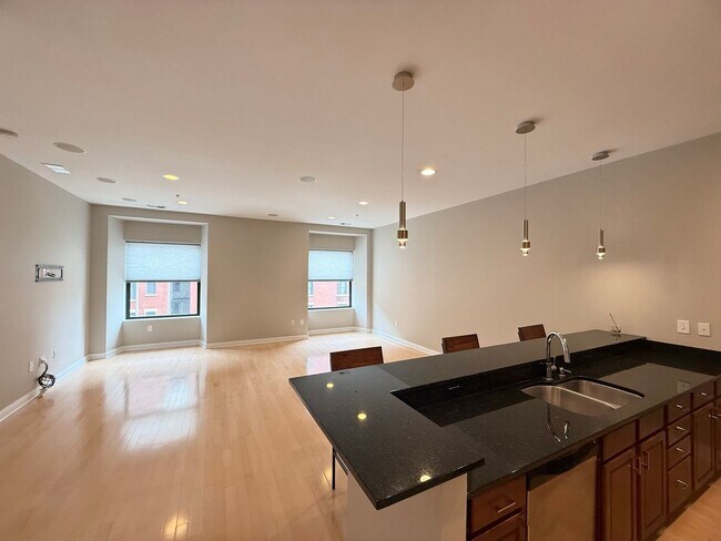 Building Photo - Indianapolis Athletic Club Condo