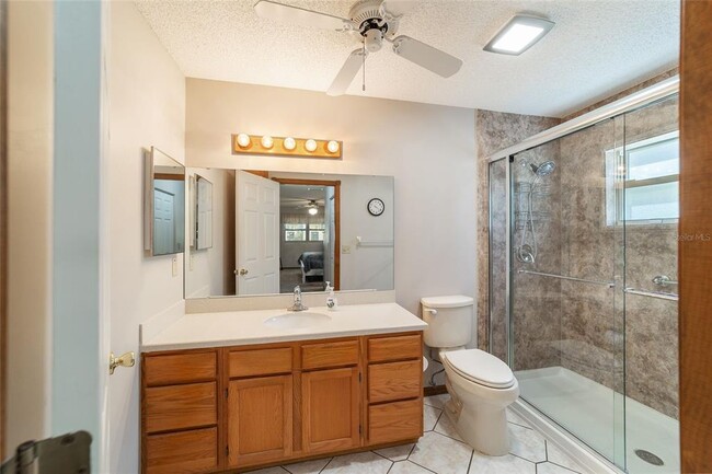 Building Photo - 9438 SW 85th Ave