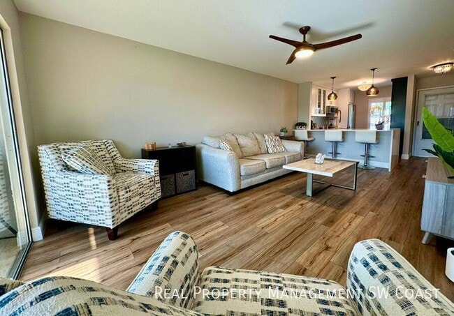 Building Photo - 6300 South Pointe Blvd