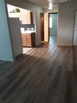 Building Photo - 417 Perrie Dr