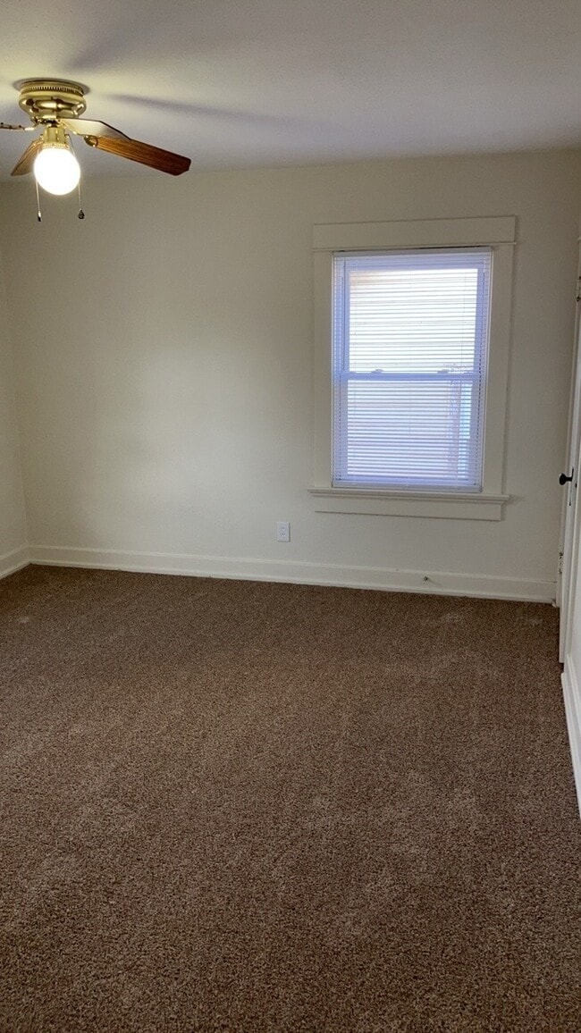 Building Photo - 237 Westwood Ave