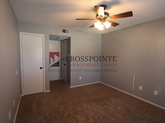 Building Photo - 1 Bedroom, 1 Bathroom Upstairs Apartment in Tyler!
