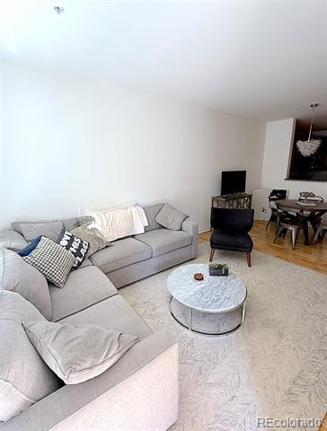 Building Photo - 2700 E Cherry Creek S Dr