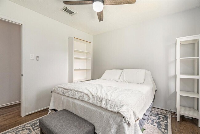 Building Photo - 2513 Harpers Ferry Crossing