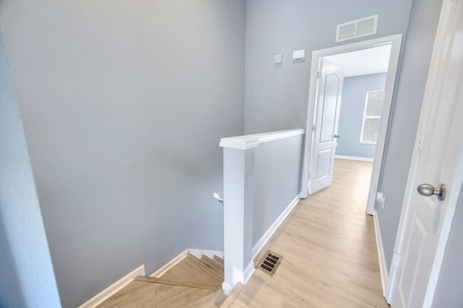 Building Photo - 4427 Barnstead Dr