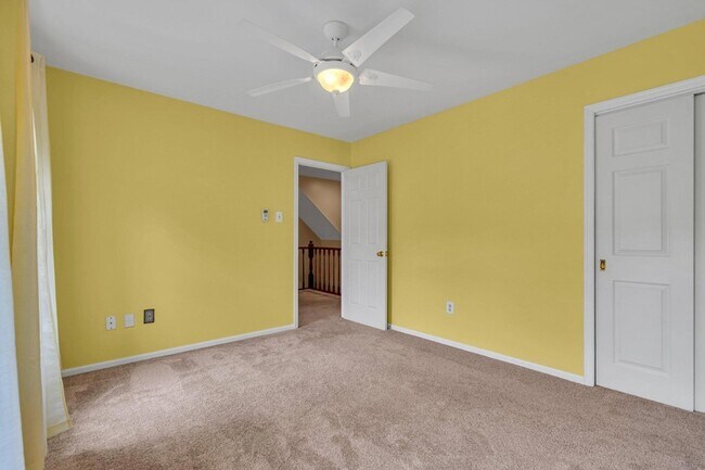 Building Photo - 31 Fair Acres Ct