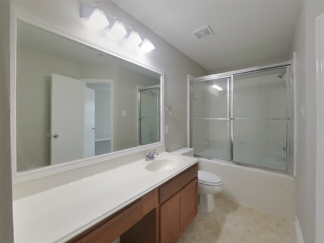 Building Photo - 20603 Fair Castle Dr