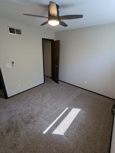 Bedroom #1 - 645 Easton Pky