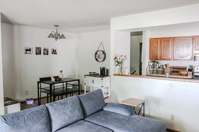 Building Photo - 3422 West St