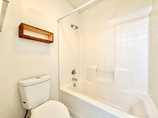 Building Photo - Spacious Rancho Highlands Home | 3 Bed + Den + Bonus Room & 3-Car Garage