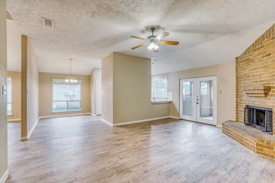 Building Photo - 10579 Twilight Moon Dr