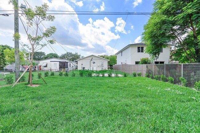 Building Photo - 2924 NW 58th St