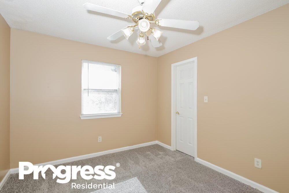 Building Photo - 313 Tramore Pass