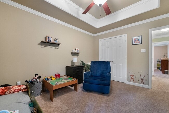 Building Photo - Wonderful Sherwood Home