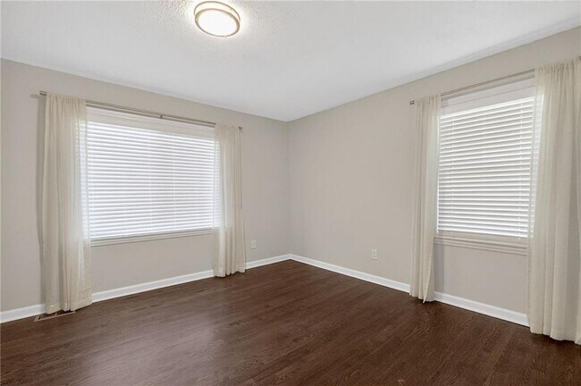 Building Photo - 147 Hermer Cir NW