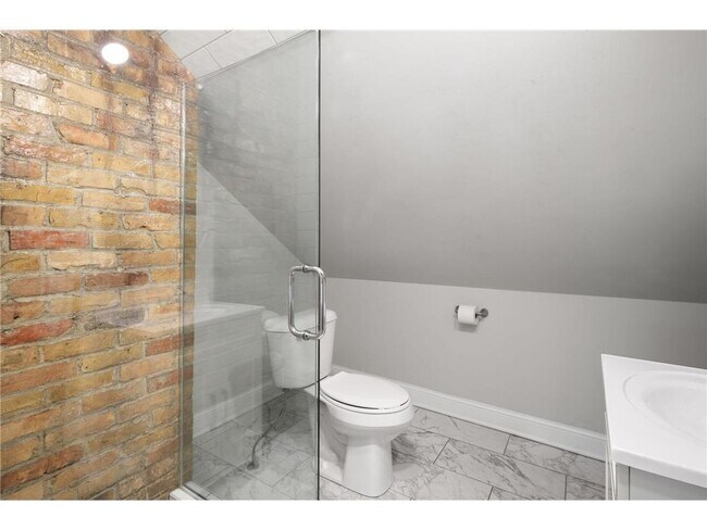 Building Photo - 2411 Blaisdell Ave