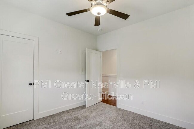 Building Photo - 1113 Park St