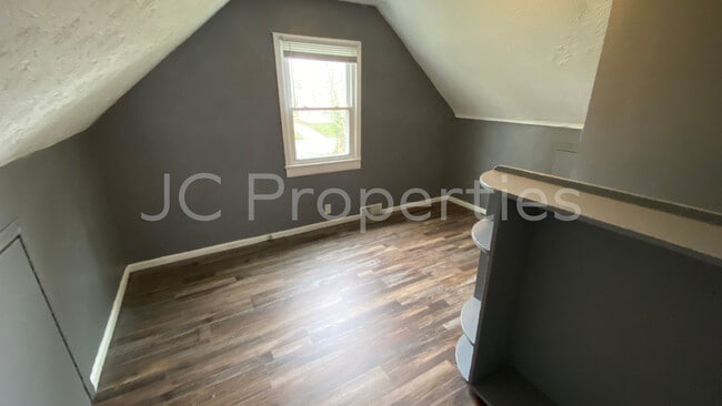 Bedroom 3 - 4406 Waymire Ave