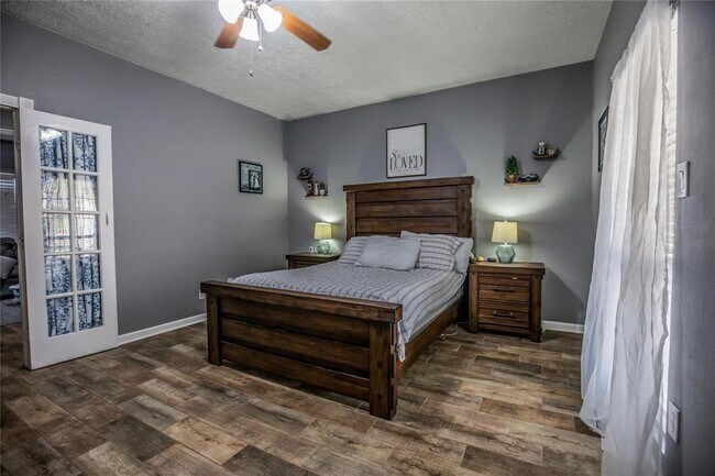 Building Photo - 87 Artesian Way