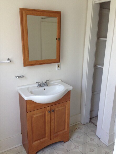 Building Photo - 45 Broadway