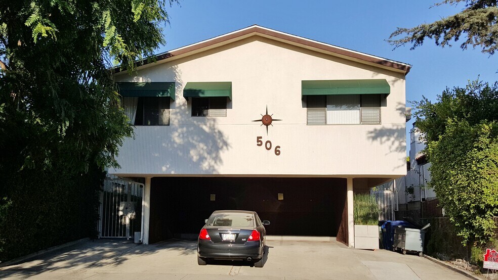Building Photo - 506 Flores St
