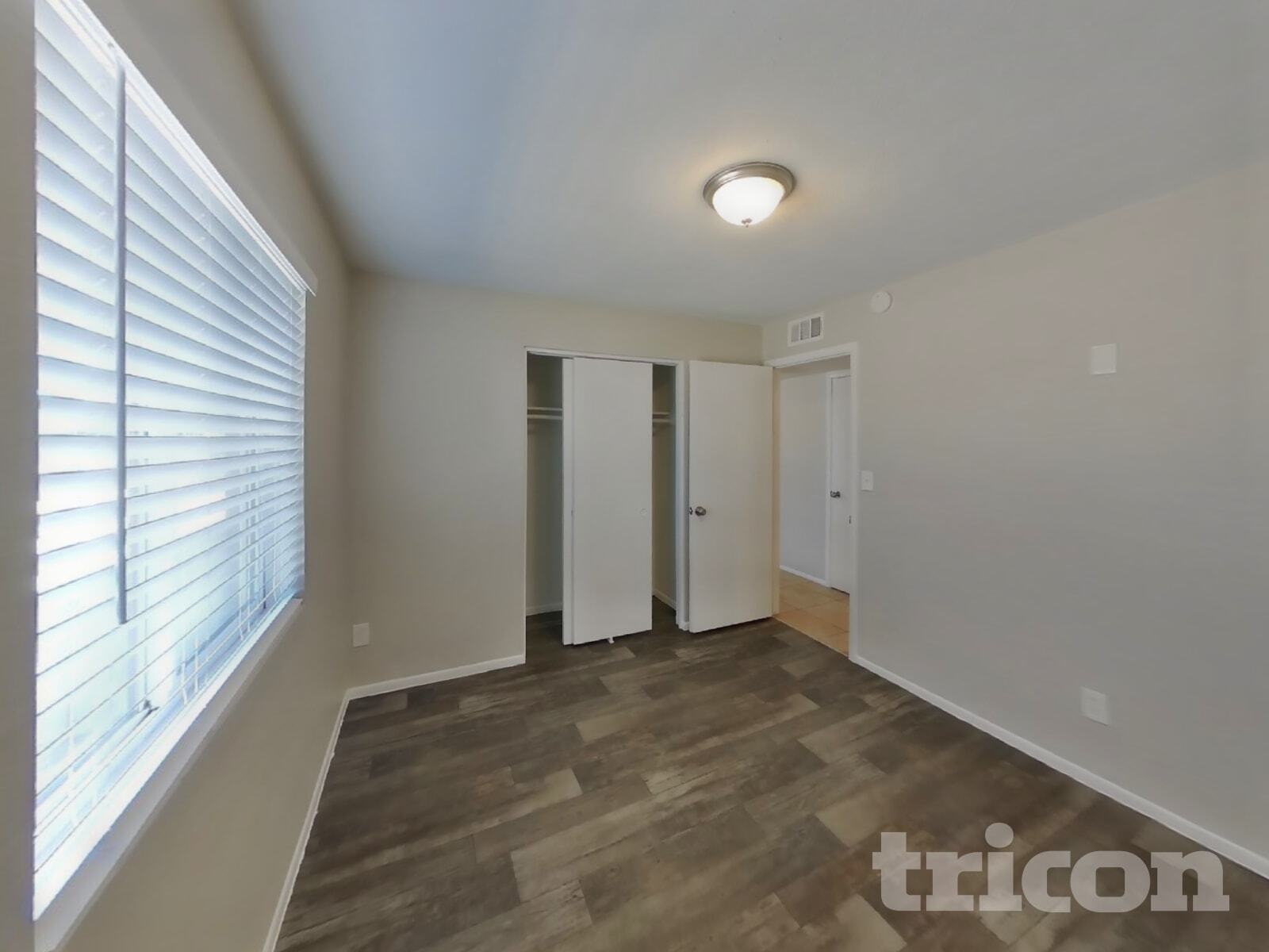 Building Photo - 459 S Johnson