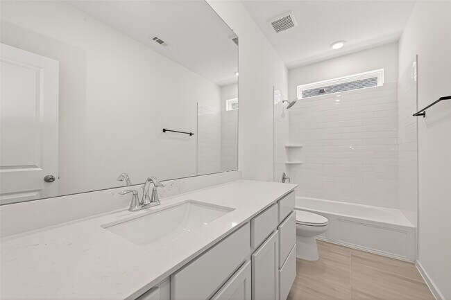 Building Photo - 6419 Orchid Bch Dr