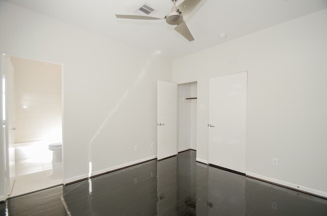 Building Photo - 1522 Blodgett St