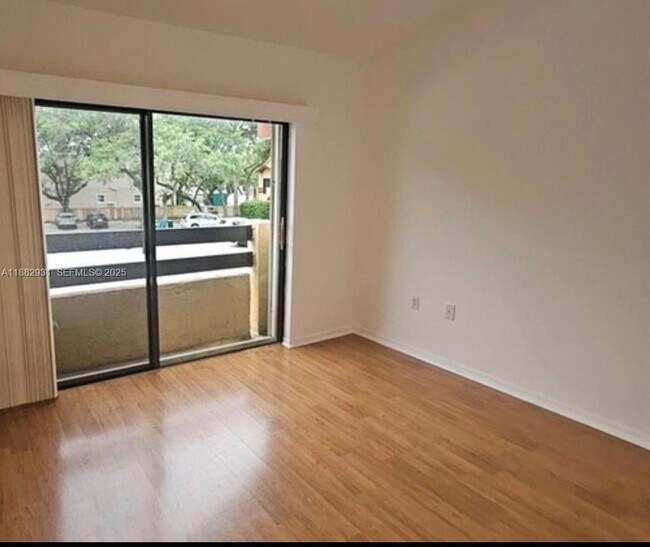 Building Photo - 7870 SW 102nd Ln