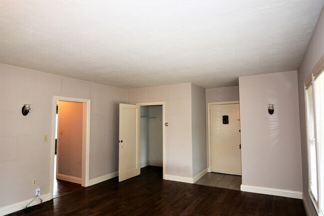 Living Room - 2306 Pacheco St