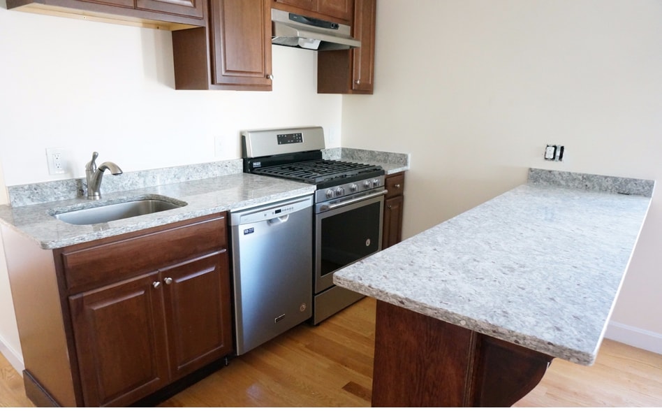 Building Photo - 21 Weitz St