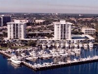 Building Photo - 1208 Marine Way