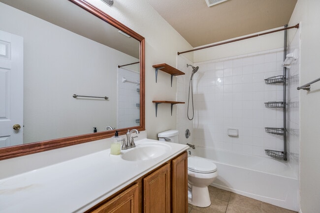 Building Photo - 503 Wildgrove Ln