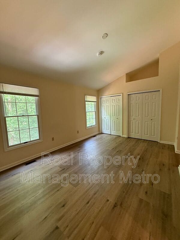 Building Photo - 9417 Steeple Ct