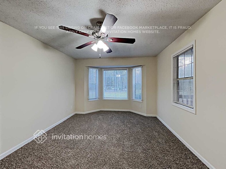 Building Photo - 235 Township Dr