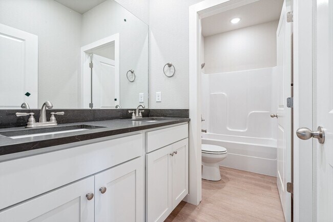 Building Photo - 259 N Wild Goose Ave