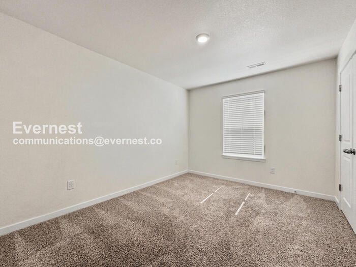 Building Photo - 21894 E 9th Pl