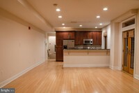 Building Photo - 630 N 3rd St