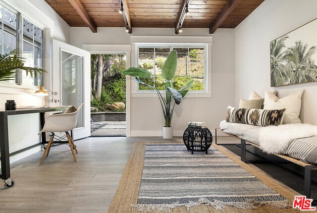 Building Photo - 3908 Las Flores Canyon Rd