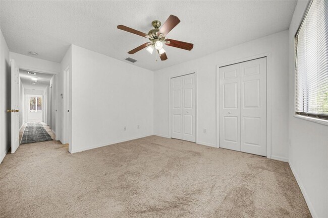 Building Photo - 18171 Paradise Point Dr