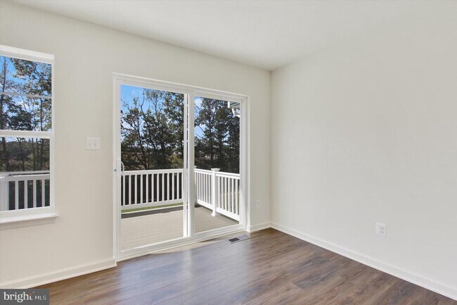 Building Photo - 105 Homestead Dr