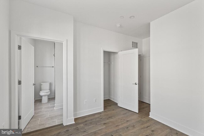 Building Photo - 1211 Northside Park Blvd