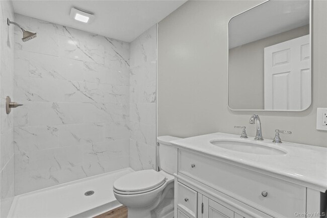 Building Photo - 8 Teatown Ct