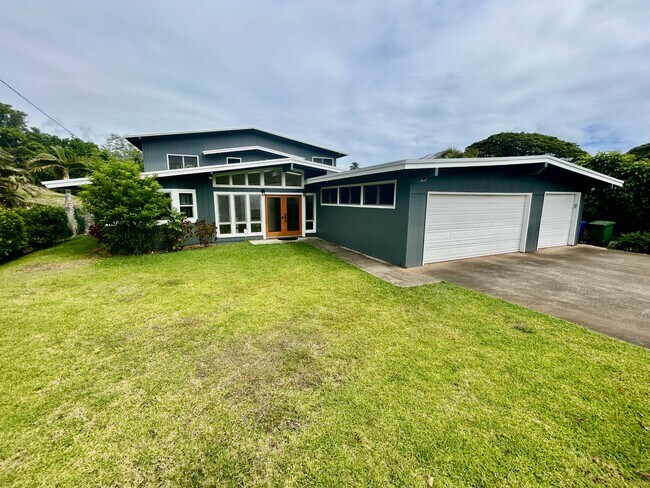 Building Photo - 44-513 Kaneohe Bay Dr
