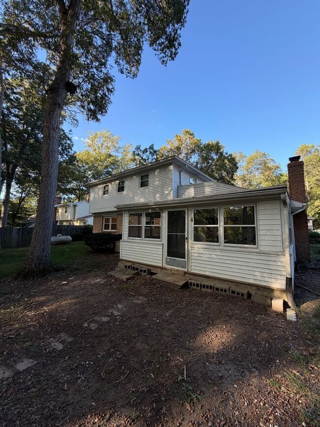 Building Photo - 222 Merion Rd